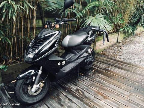 MBK - Nitro naked noir