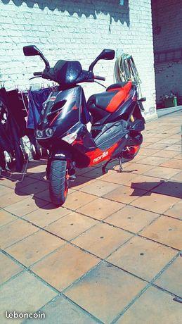 Scooter Aprilia sr 50 street