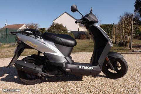 Scooter Kymco agyliti 50cc 4temps.presque neuf