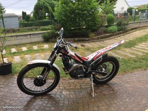 Moto trial 250 beta