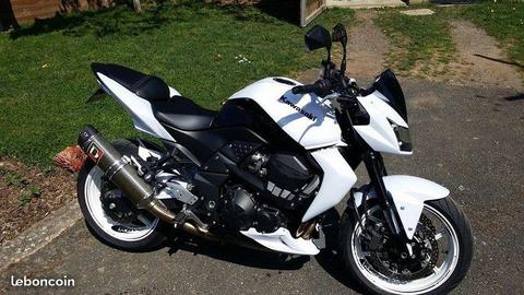 Kawasaki Z 750 tout équipée 13 000 km