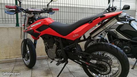 Moto BETA M4 Supermotard 350