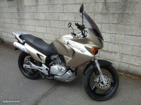 Moto Honda 125 cm3 Varadero 2006