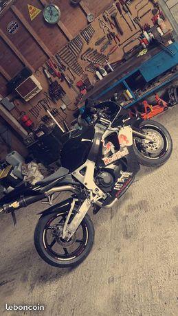 honda cbr 900