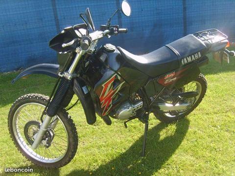 A saisir yamaha dt 125 cm3