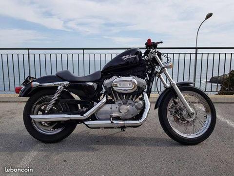 Harley Davidson sportster 883 XL noir