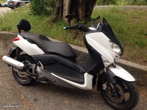 Xmax 125