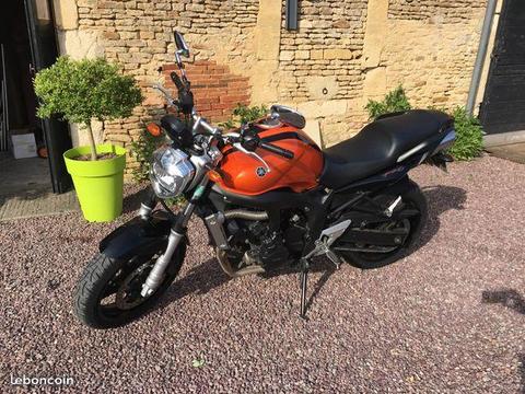 Yamaha FZ6