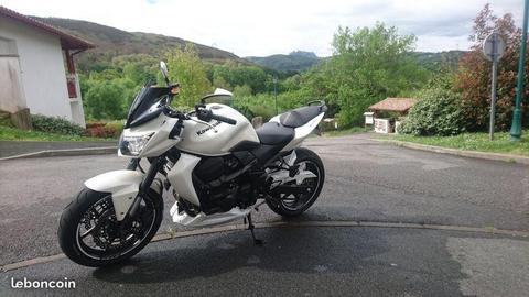 Kawasaki z750 blanc nacré comme neuve