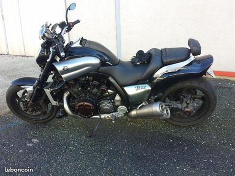 Yamaha v-max 1700 ou échange contre harley