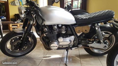 Café racer 750