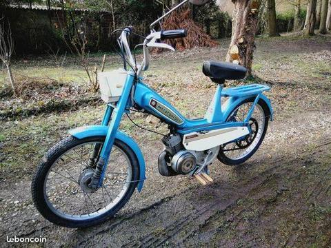 collectionneur rachète Solex mobylette moto
