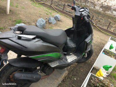 Scooter MBK 2 temps tnt grido