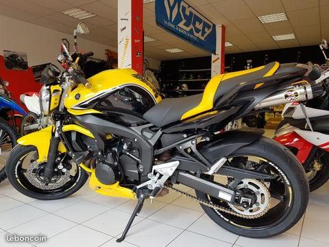 Yamaha FZ6