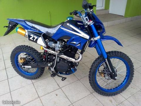 DIRT BIKE ORION 250cc avec démarrage électrique