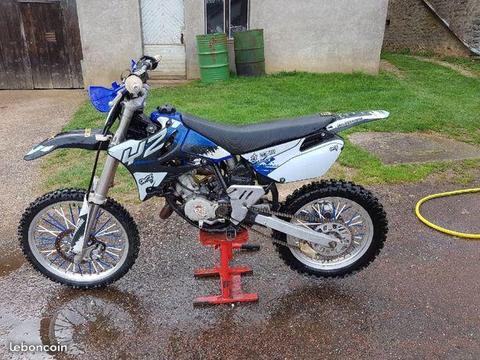 85 yz
