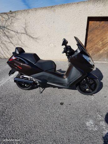 Scooter 125 peugeot satelis RS