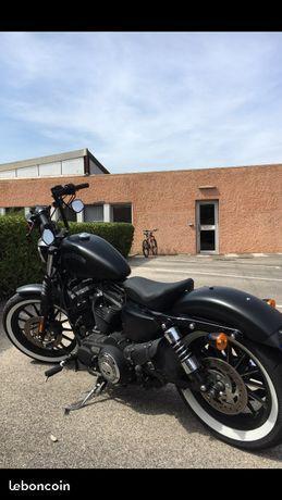 Harley Davidson Iron 883
