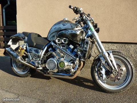 Superbe yamaha vmax