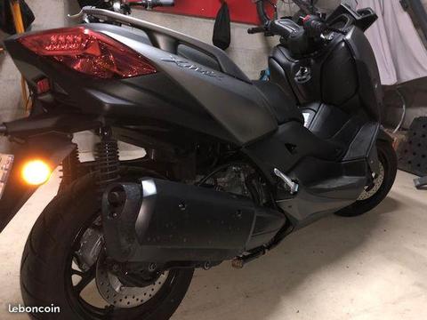 SCOOTER YAMAHA XMAX 300 Gris anthracite 900km