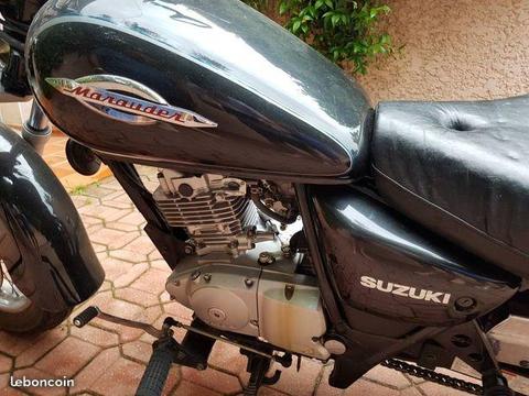 moto Suzuki 125 Marauder