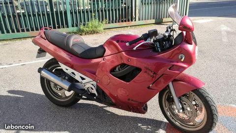 Belle suzuki 750 GSXF