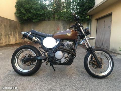 Honda Dominator scrambler