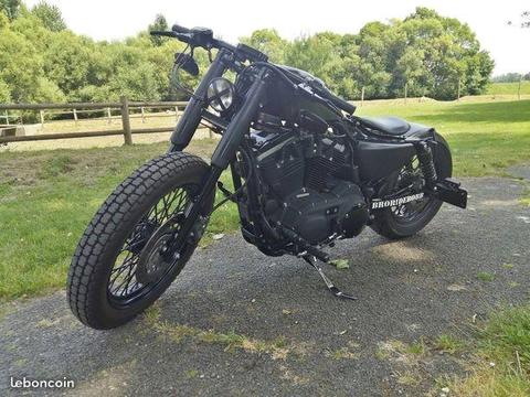HARLEY DAVIDSON IRON 883 SPORTSTER