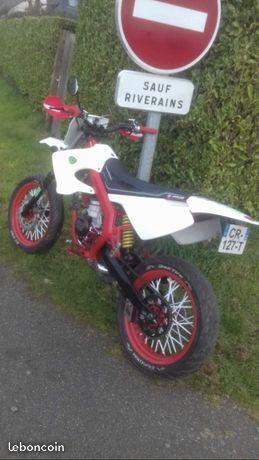 Derbi senda