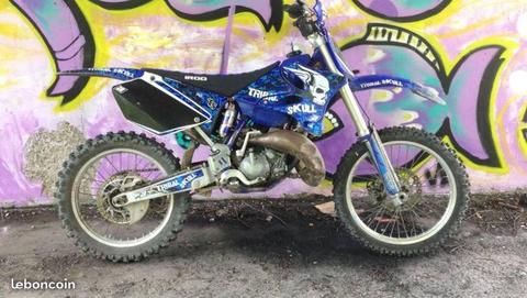 Moto cross 125 YZ