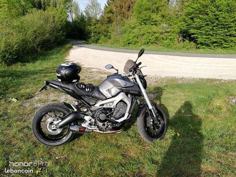 MT09 matt grey