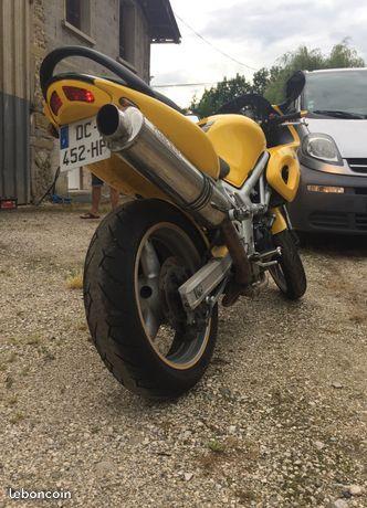 Suzuki 650 SVS
