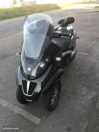 Piaggio mp3 400 LT