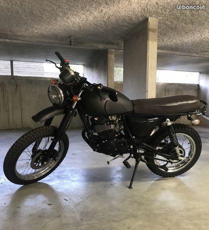MASH 125 SCRAMBLER (Année 2018)