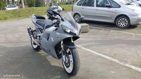 Yamaha r1 de 2001
