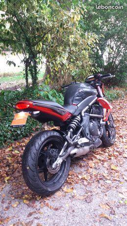Kawasaki er6-n (2010)