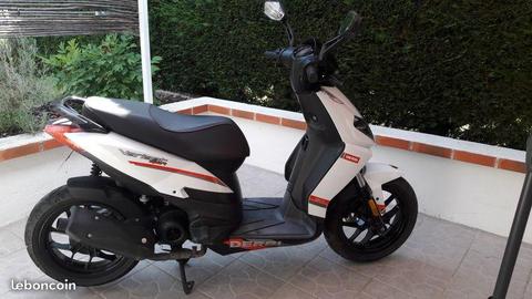Scooter DERBI variant sport