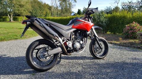 Supermotard Yamaha XTX 660