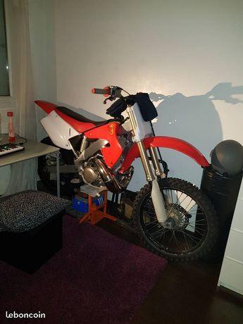 cr 250 complètement neuf