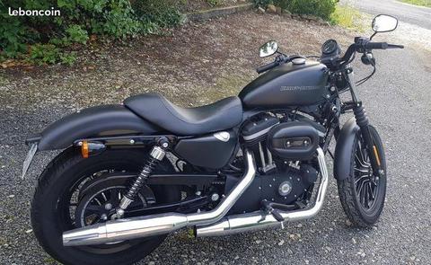 Harley davidson iron black 883
