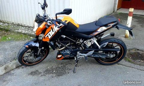 Moto 125 KTM DUKE