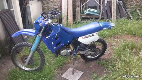 Yamaha 125 dt r