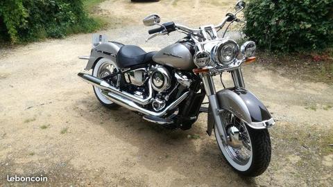 Harley softail deluxe