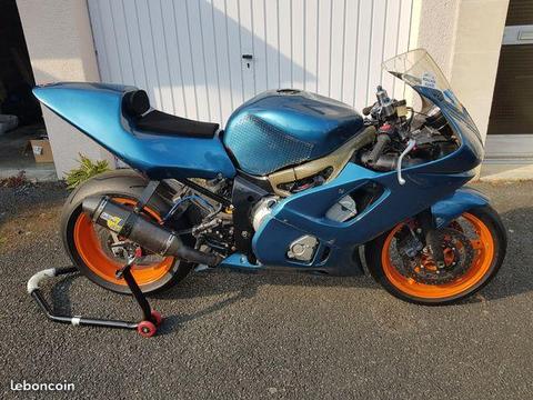 R6 piste