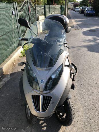Piaggio MP3 250 LT