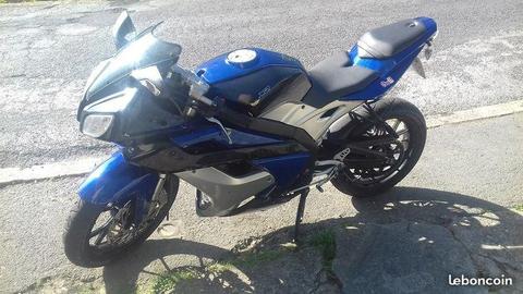Peugeot xr7 a debattre