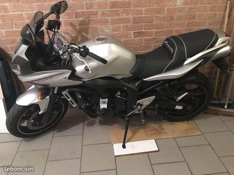 Yamaha FZ6 S