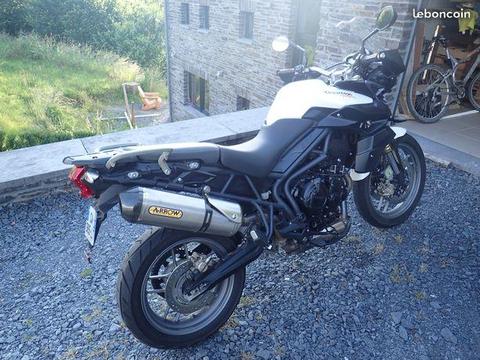 Triumph tiger 800
