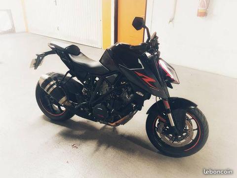 KTM Super Duke R 1290 2018 180ch