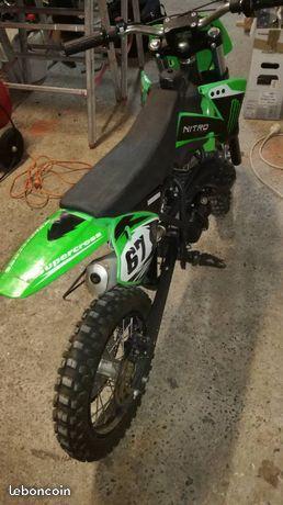 moto enfant 50 nrg ( réplique KTM )